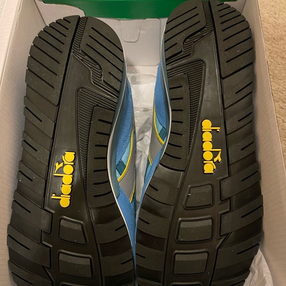 Diadora Golden Coast - Picture 2 of 6